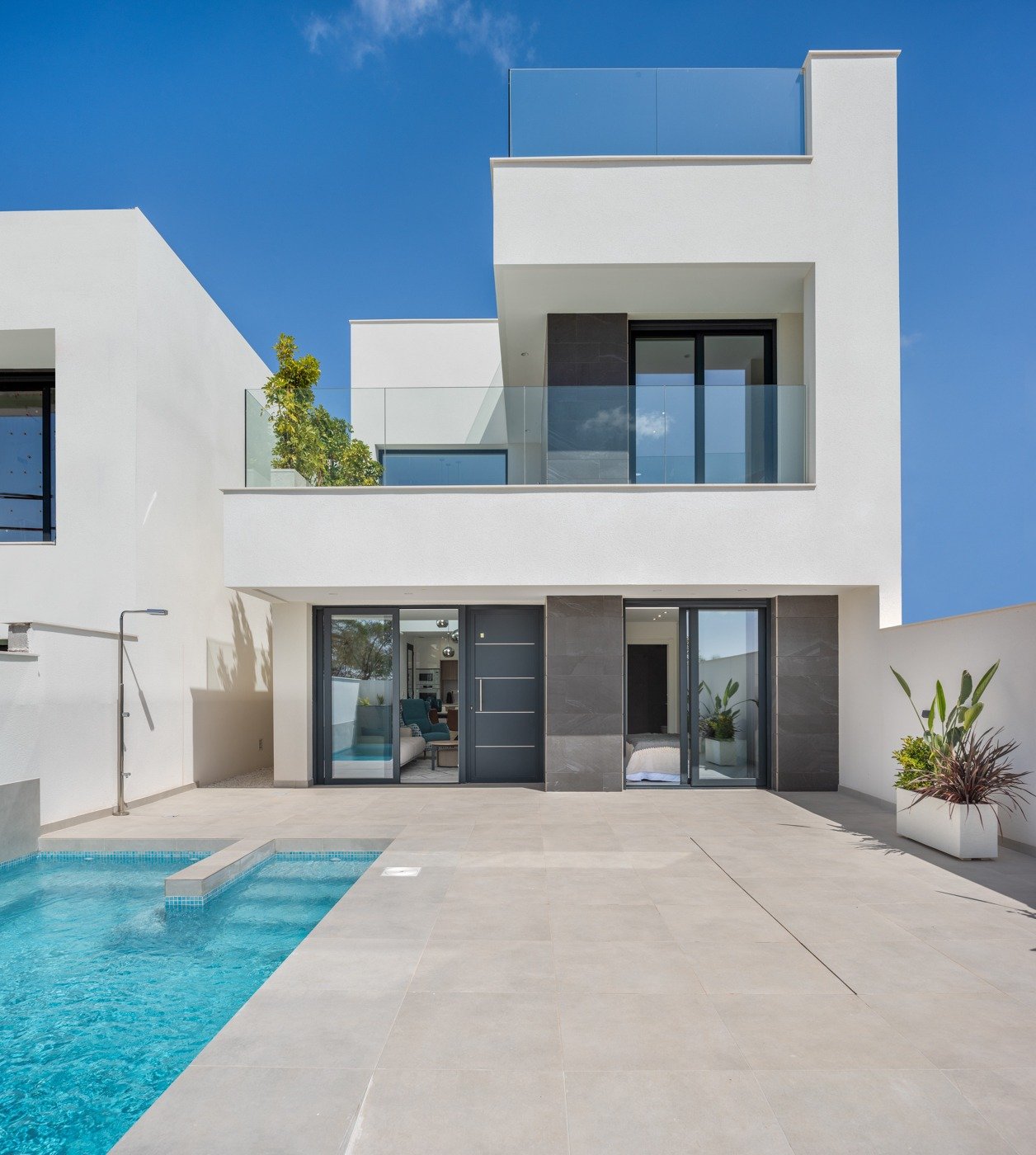 Villa for sale in Alicante 28