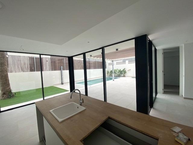 Townhouse te koop in Alicante 11