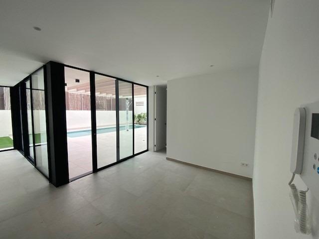 Townhouse te koop in Alicante 12