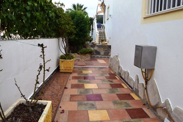 Villa for sale in Alicante 12