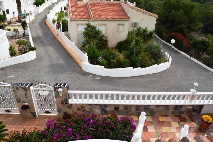 Villa for sale in Alicante 16