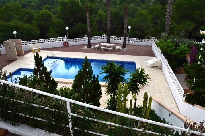 Villa à vendre à Alicante 28