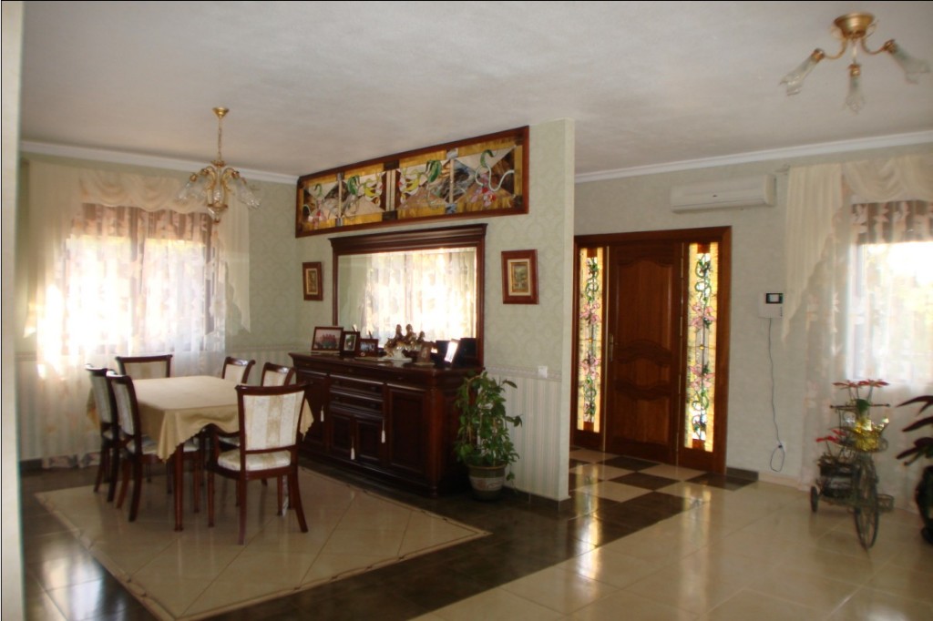 Villa for sale in Alicante 19