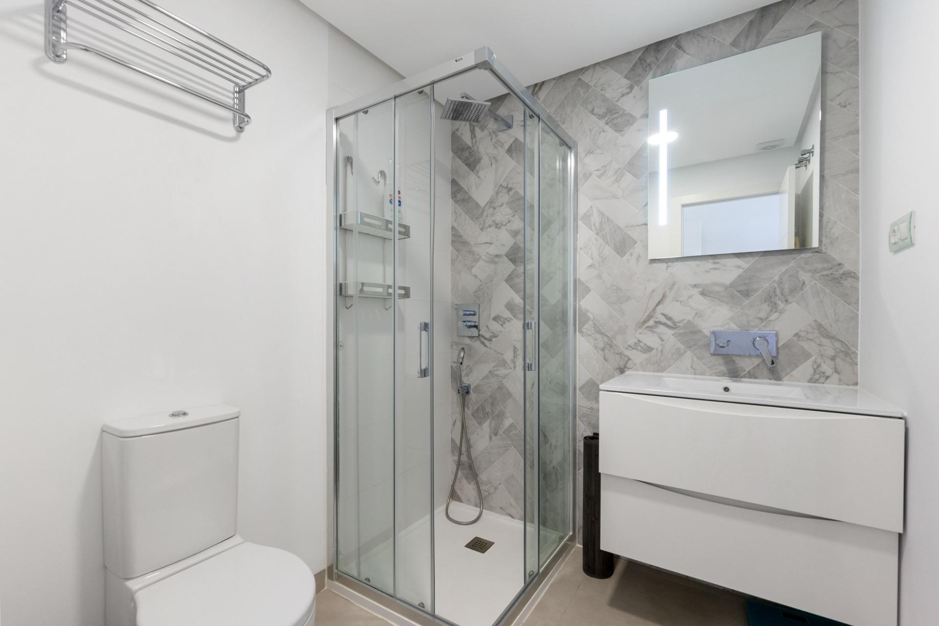 Apartamento en venta en Alicante 11