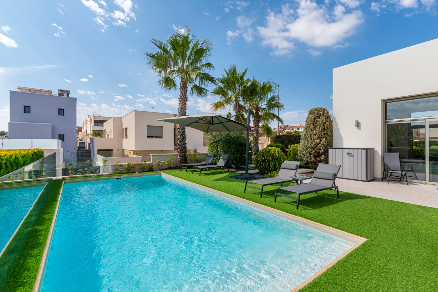 Villa till salu i Alicante 4