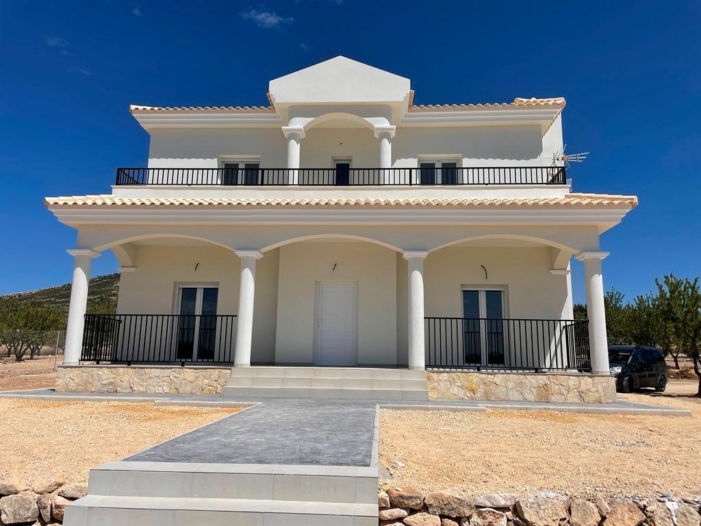 Property Image 615474-pinoso-villa-4-3