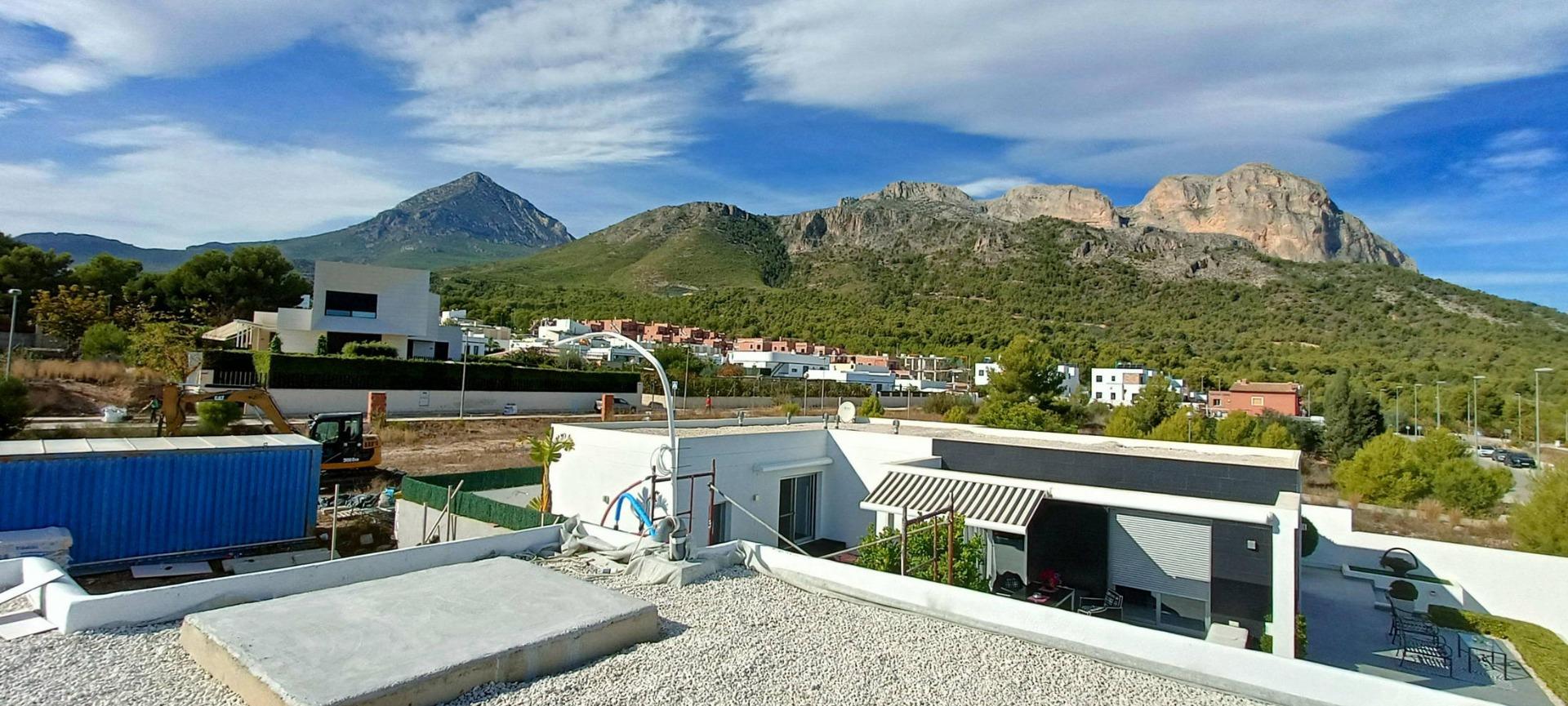 Villa à vendre à Alicante 2