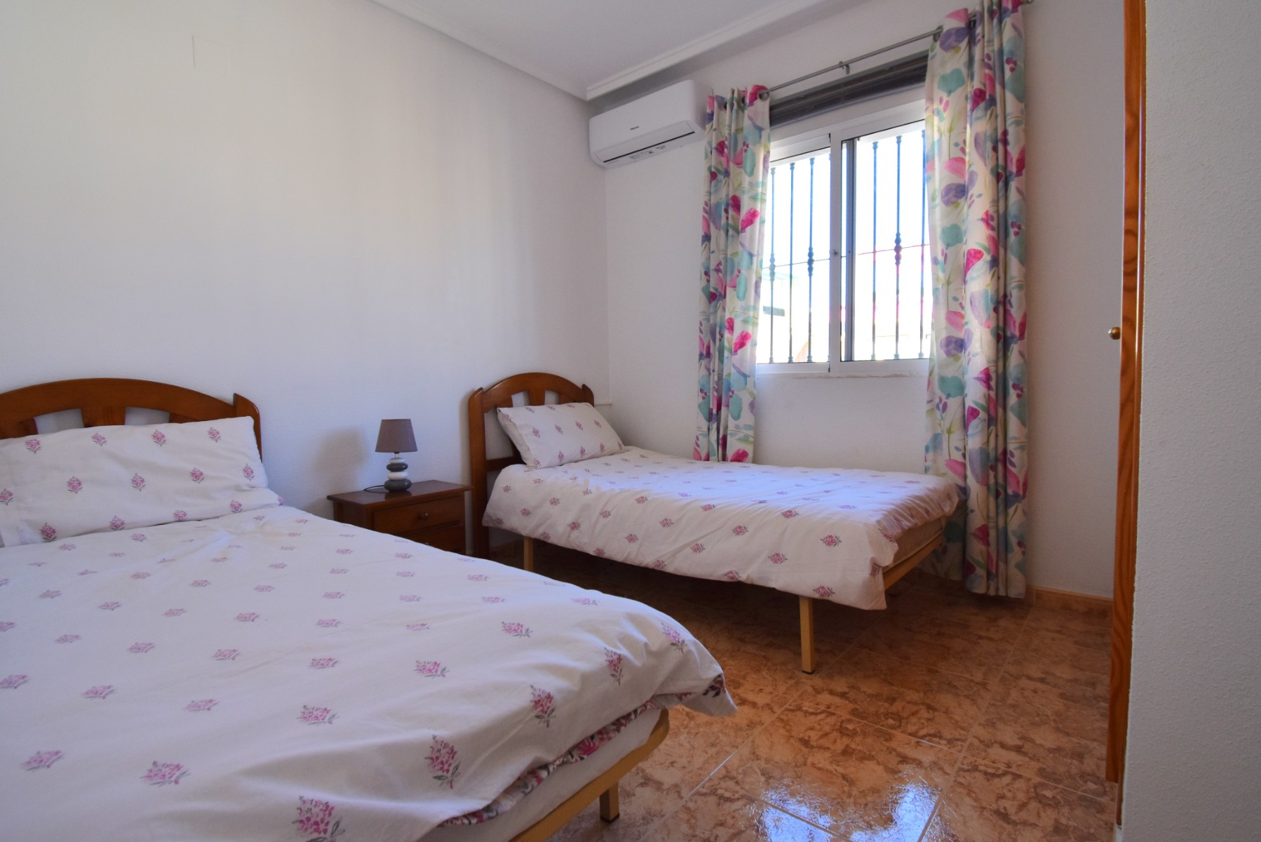 Townhouse te koop in Alicante 9