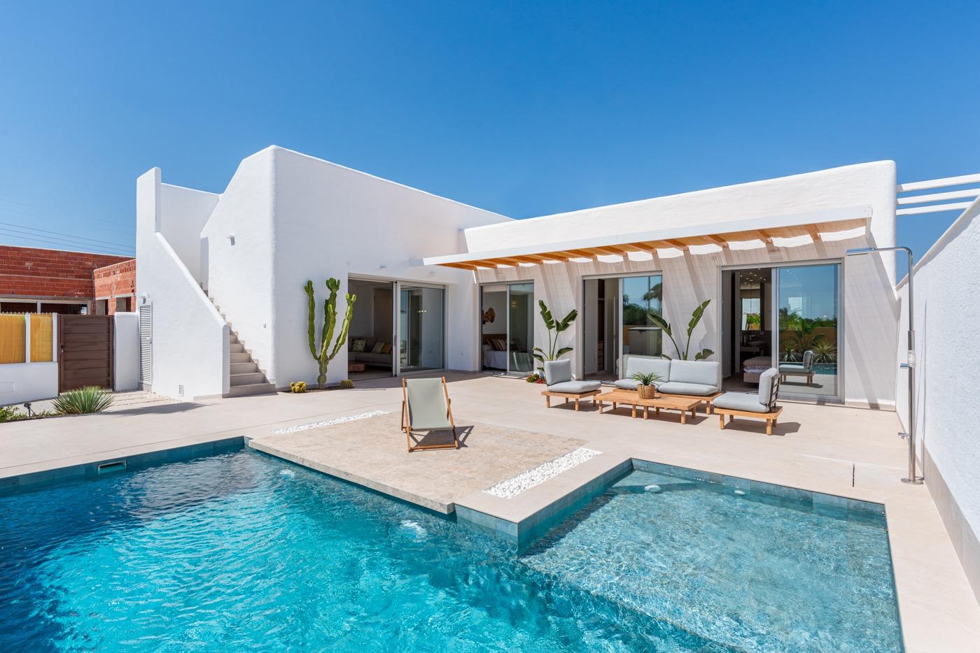 Villa for sale in Alicante 1