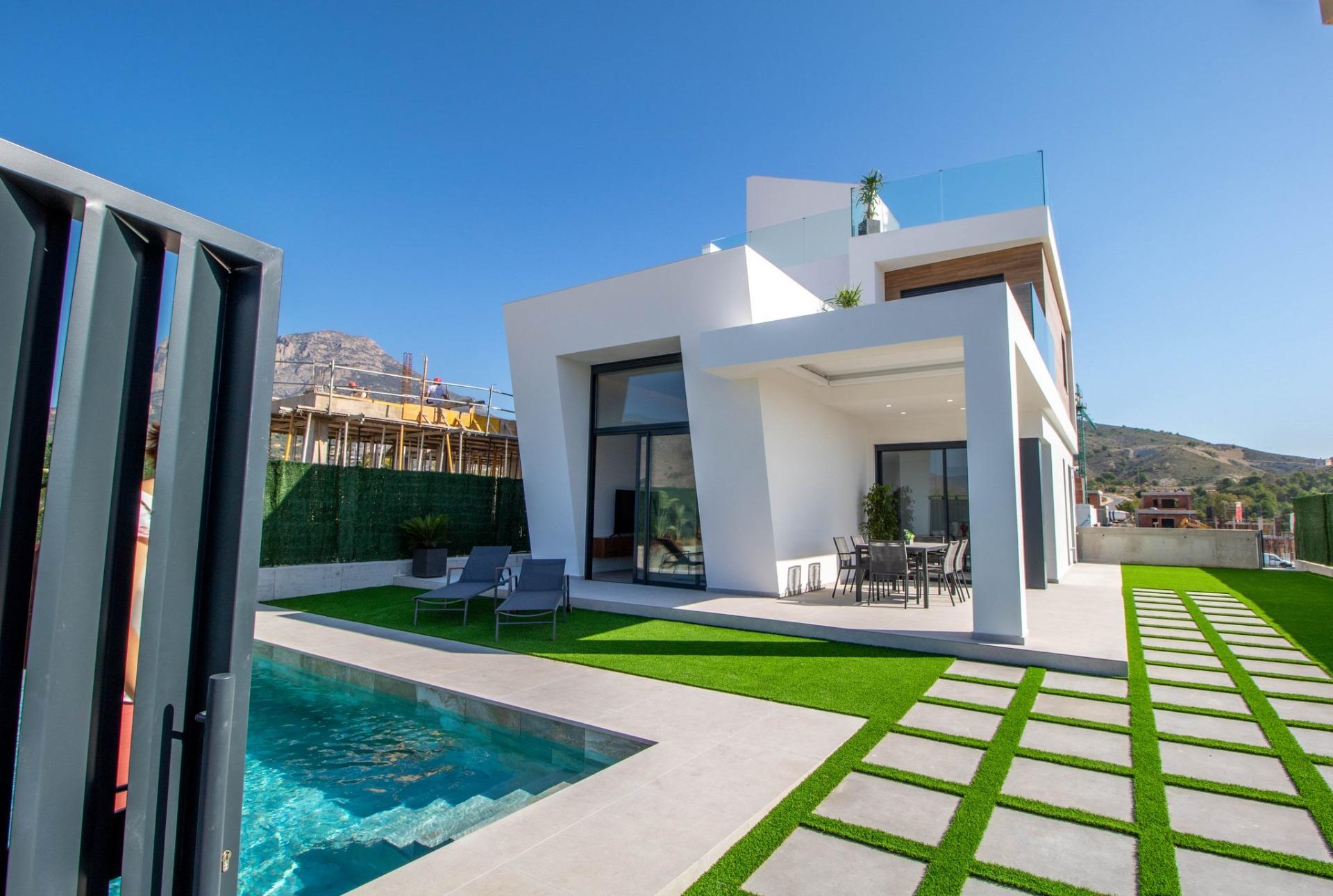 Villa te koop in Alicante 6