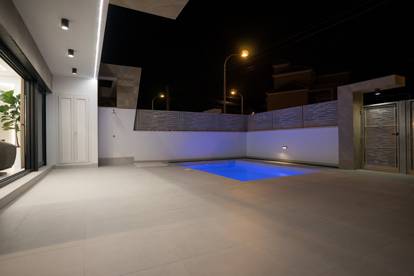 Villa for sale in Alicante 50