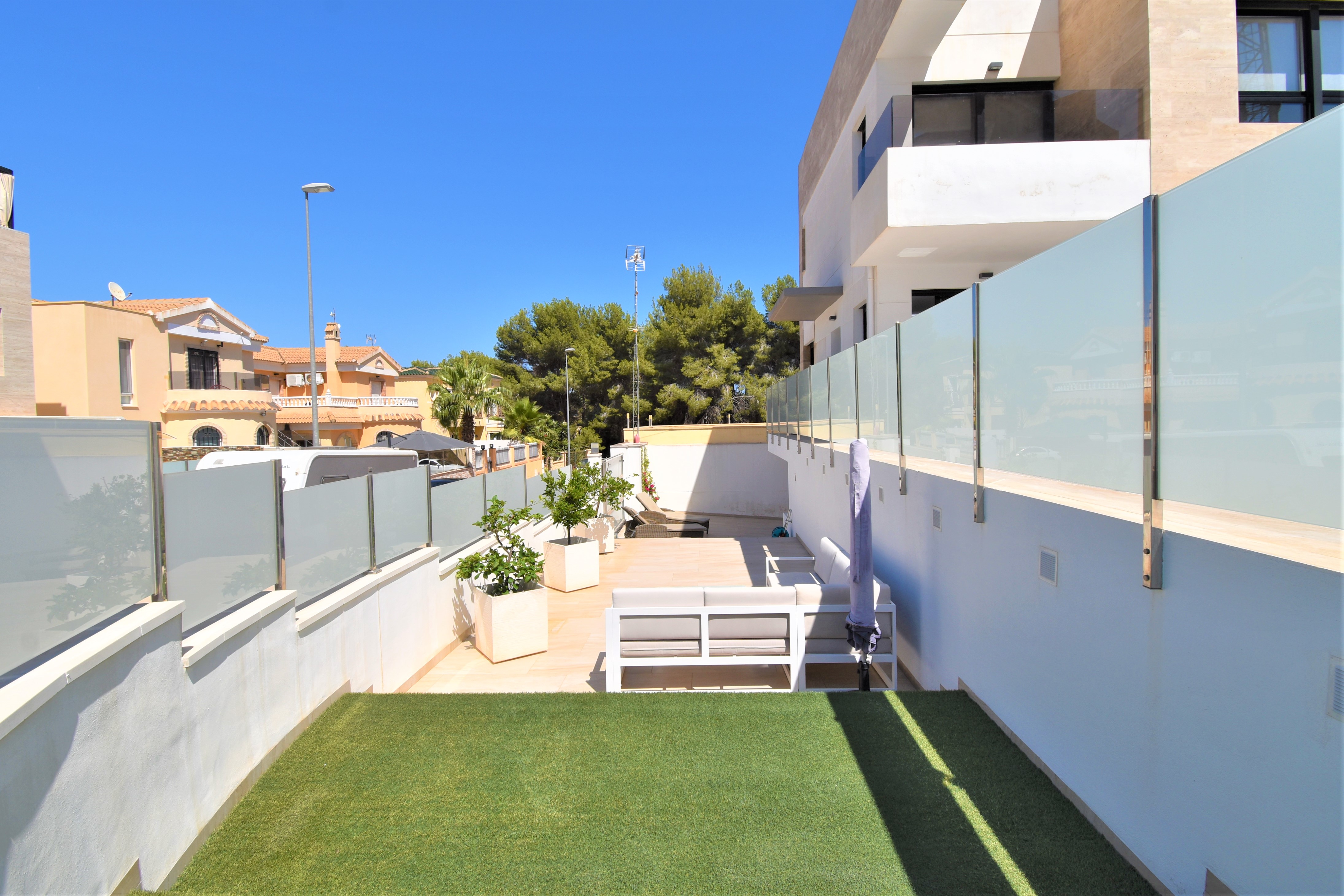 Villa till salu i Alicante 2