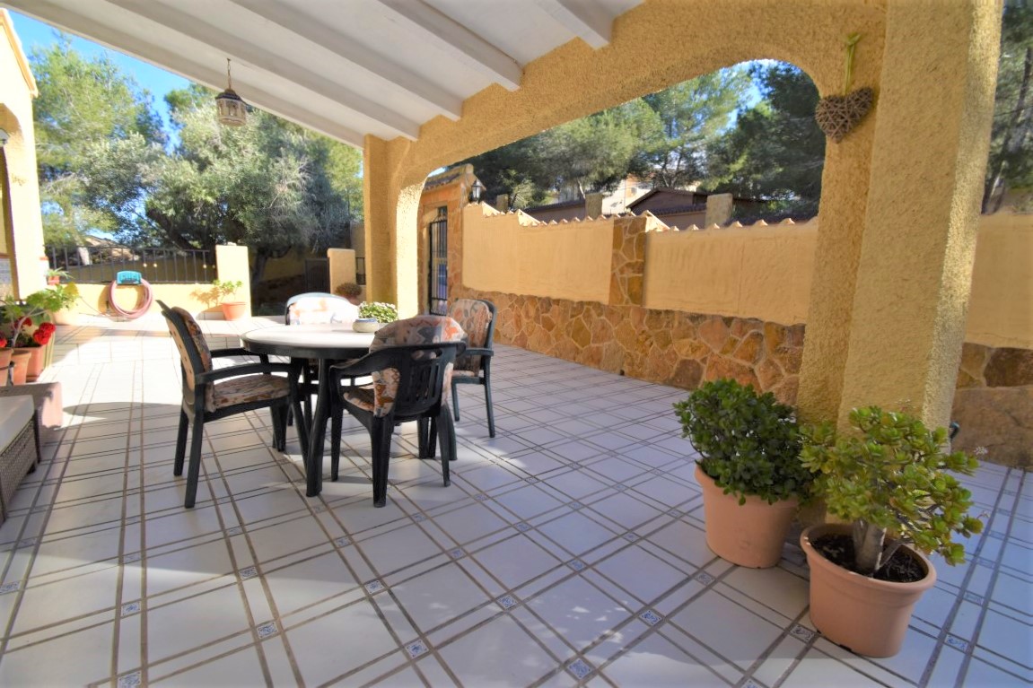 Villa à vendre à Alicante 24