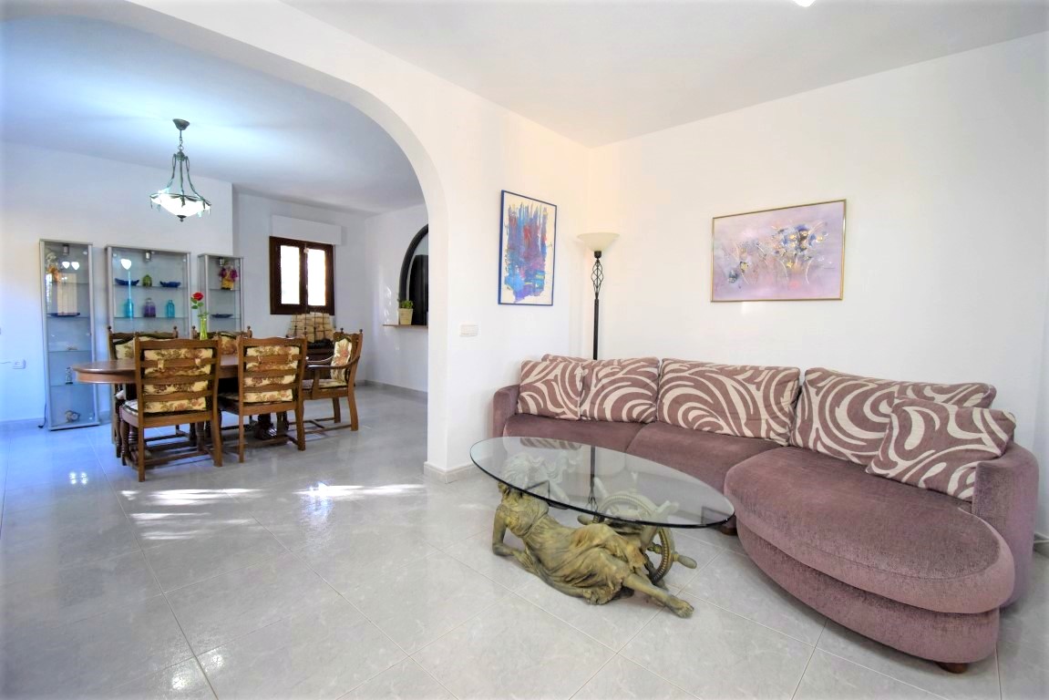 Villa à vendre à Alicante 6