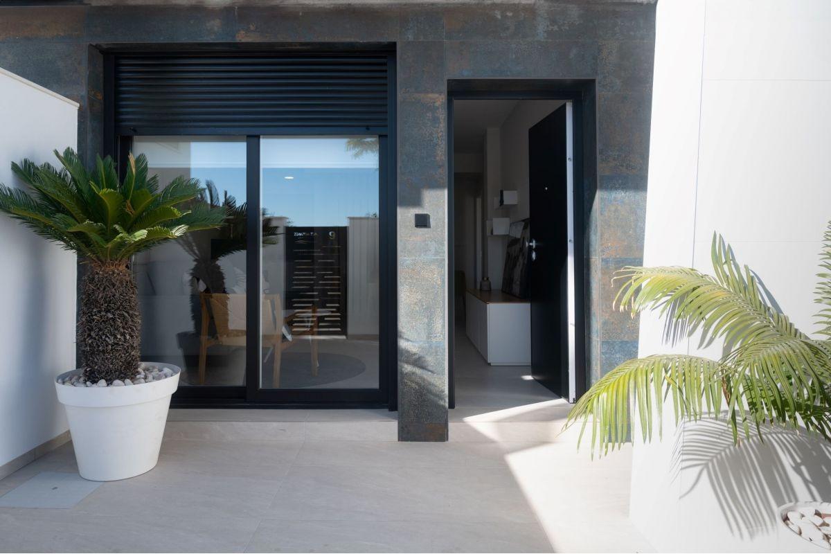 Villa for sale in Alicante 4