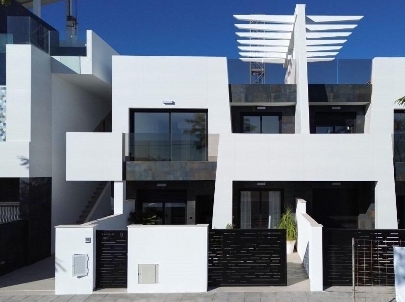 Villa for sale in Alicante 2