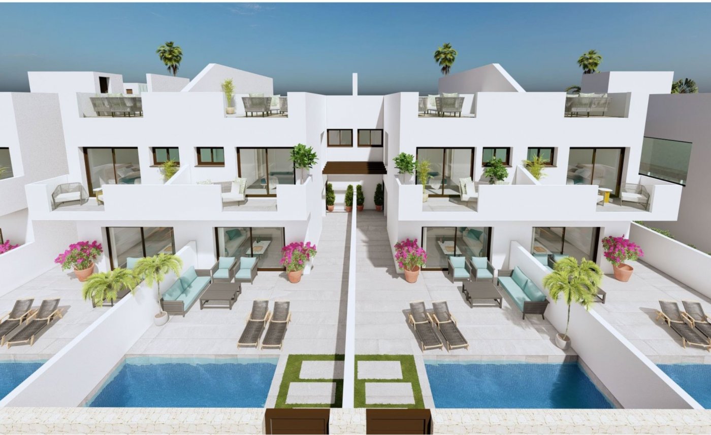 Townhouse te koop in Alicante 2