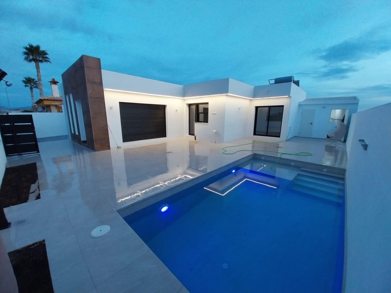 Villa for sale in Guardamar and surroundings 1