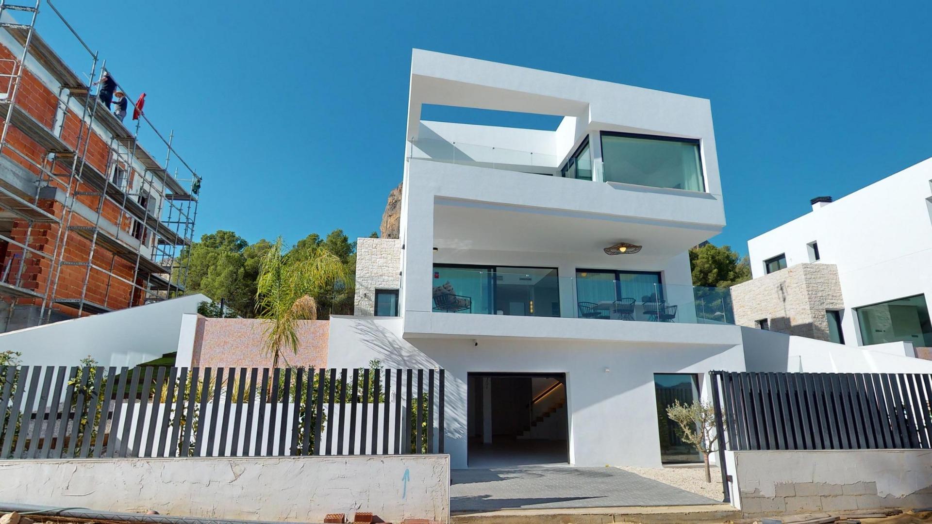 Villa à vendre à Alicante 10