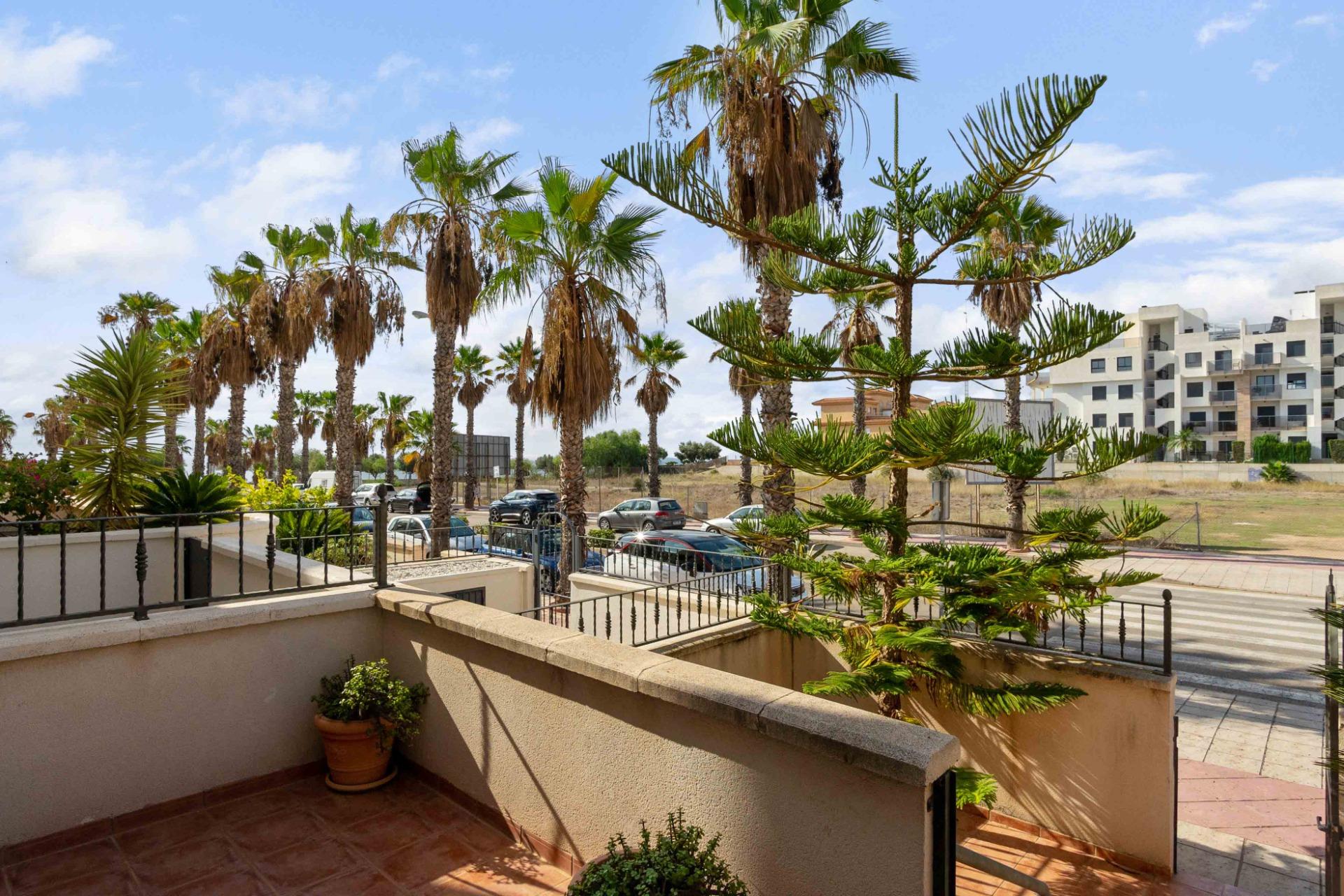 Townhouse for sale in Alicante 18