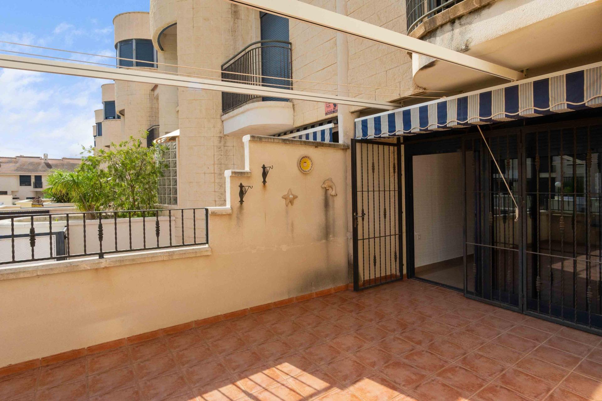 Maison de ville à vendre à Alicante 21