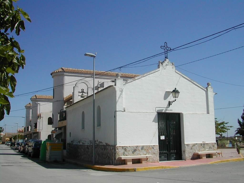 Chalé en venta en Alicante 11