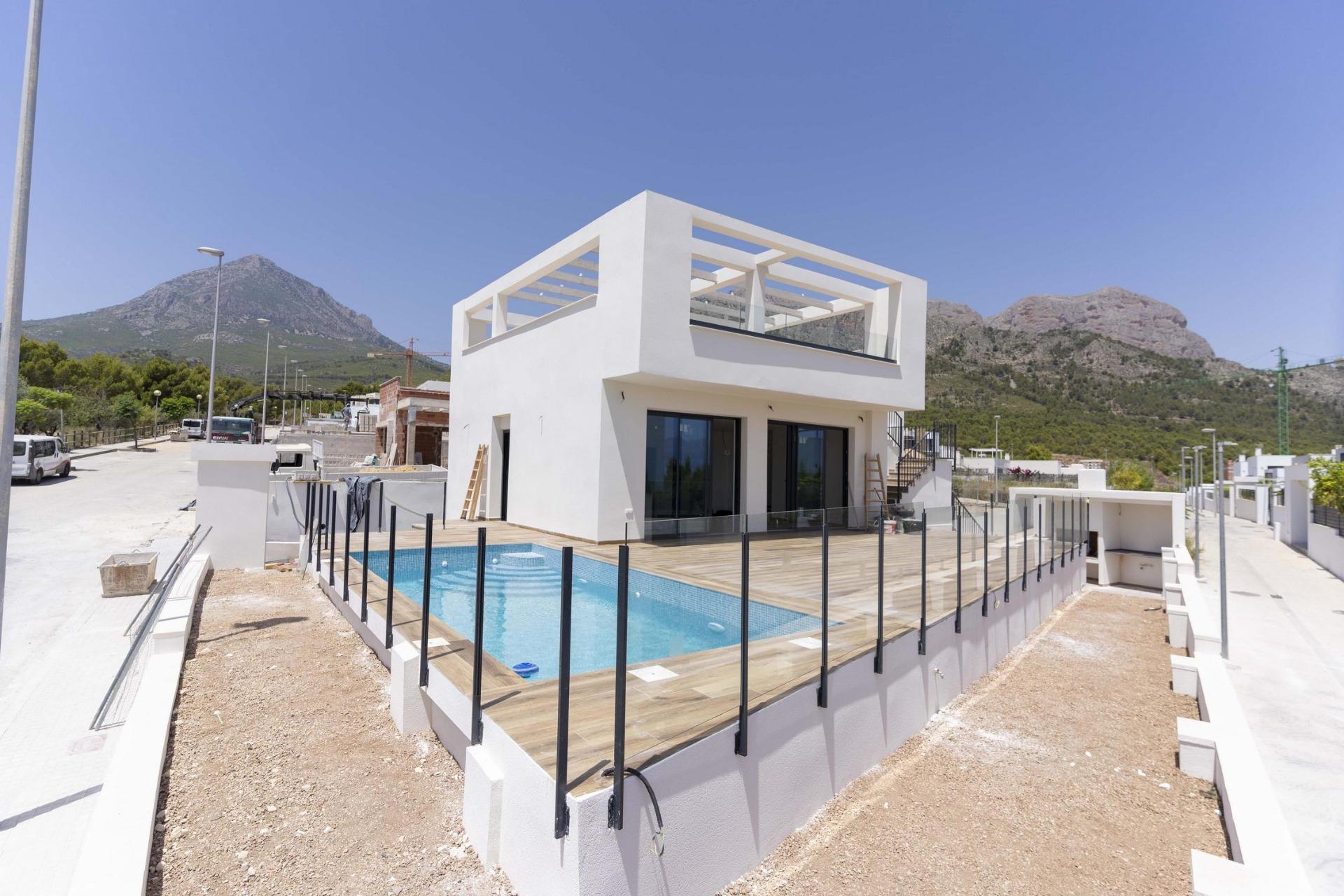 Villa à vendre à Alicante 2