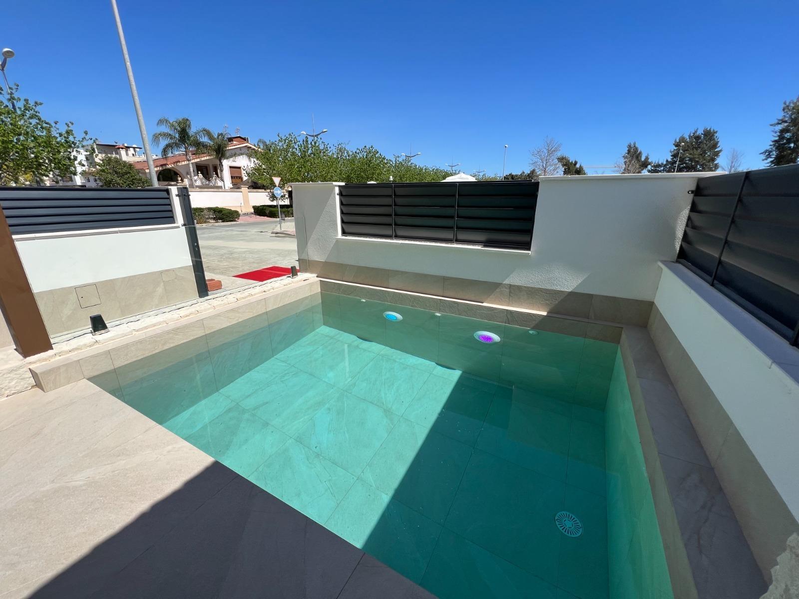 Villa for sale in Alicante 3