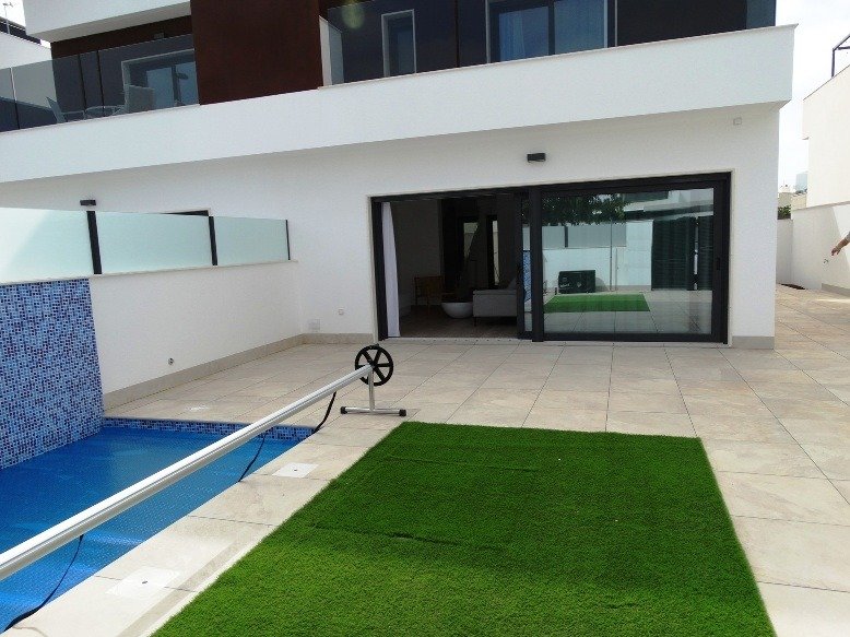 Villa for sale in Alicante 25