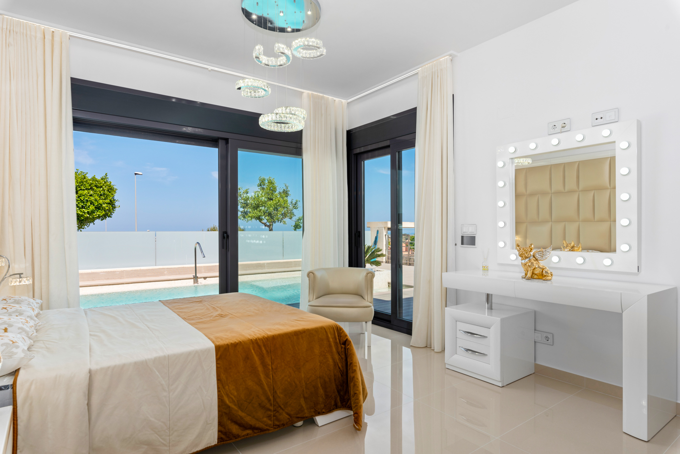 Villa à vendre à Alicante 24