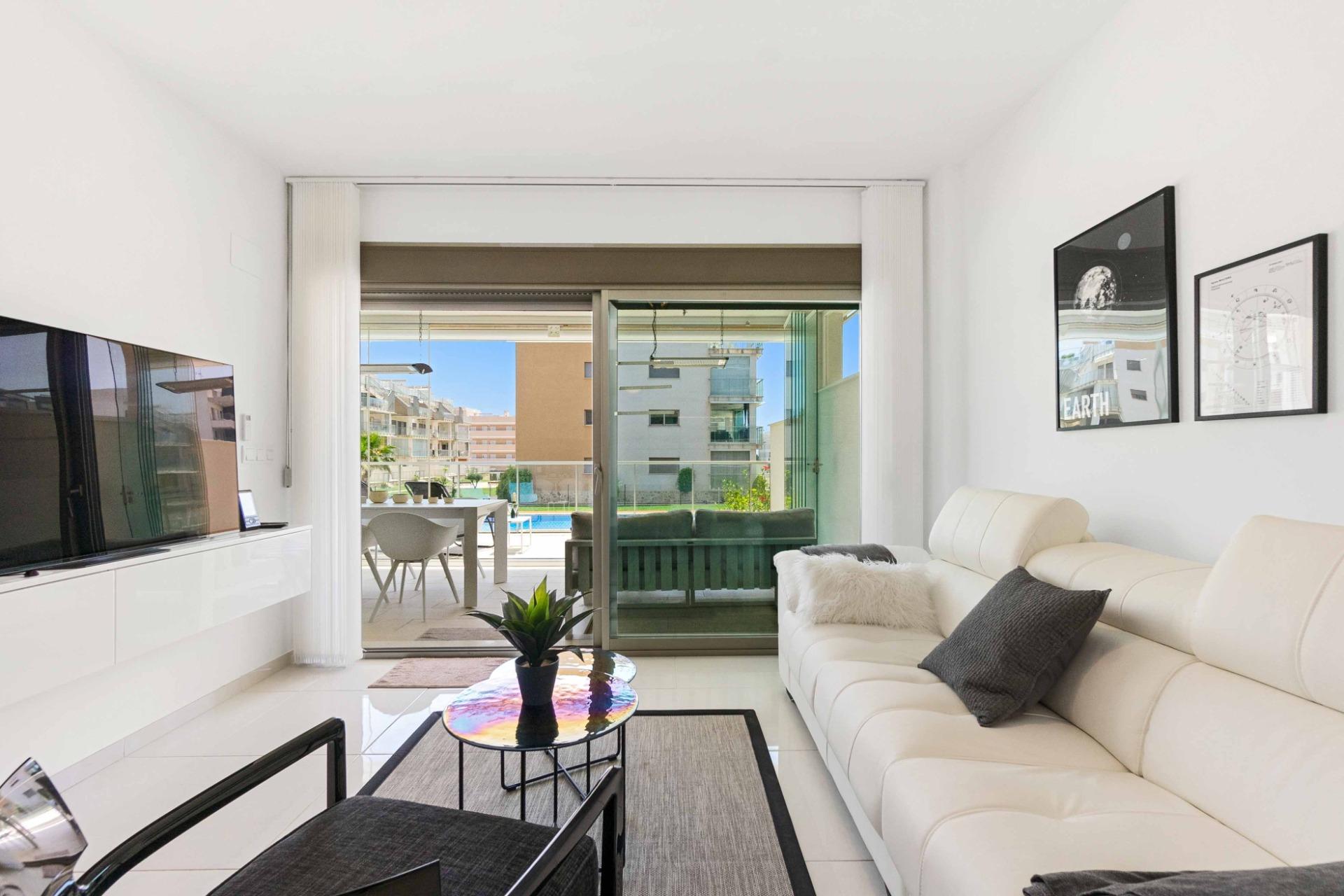 Apartment for sale in Alicante 3