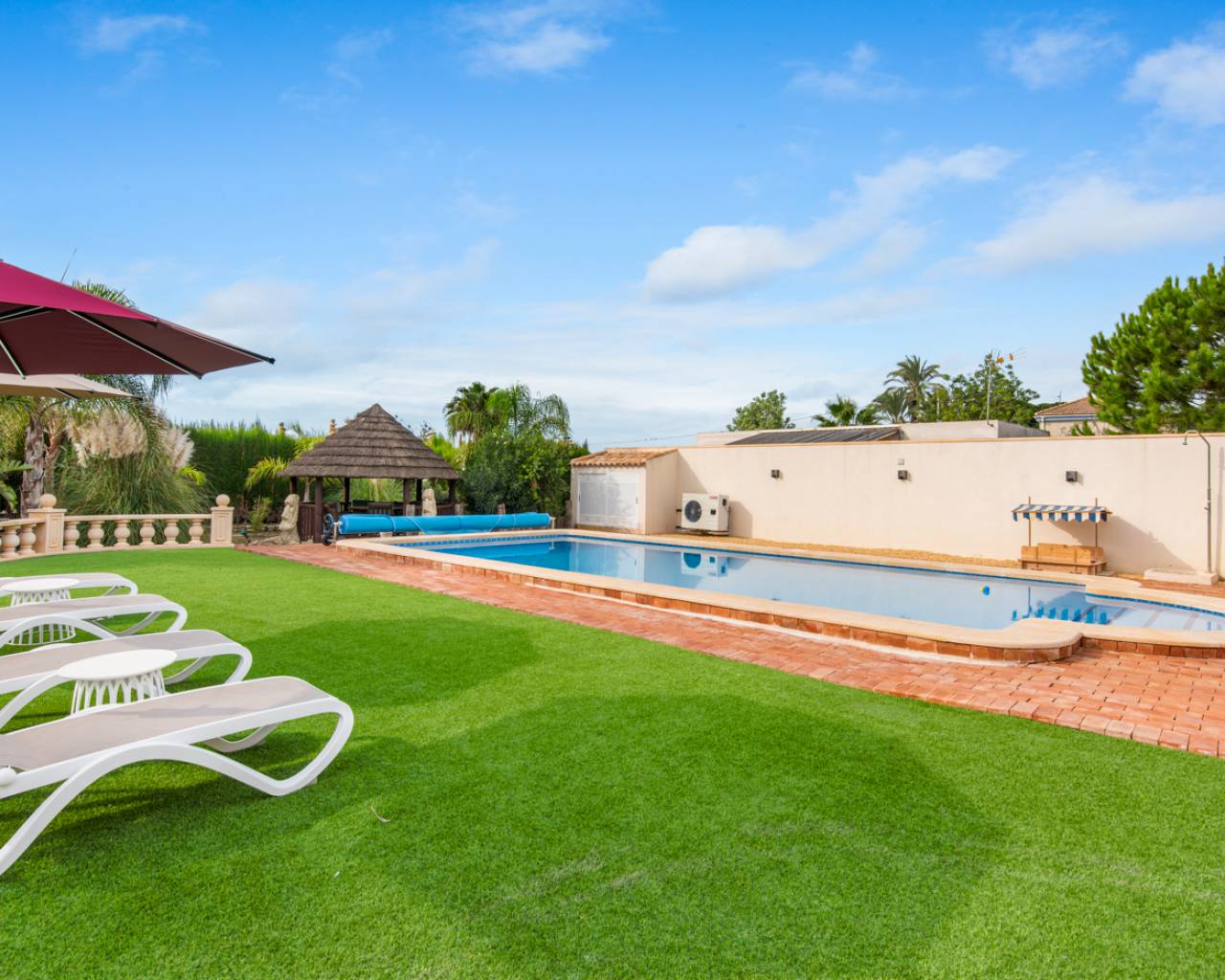 Villa for sale in Alicante 26