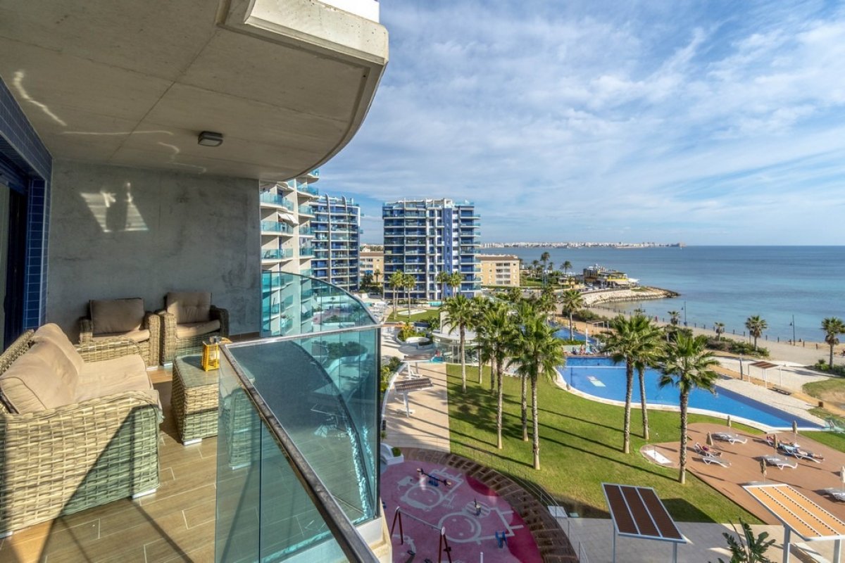 Apartment for sale in Torrevieja and surroundings 1