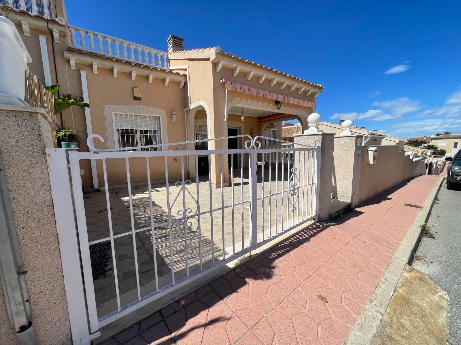 Townhouse te koop in Ciudad Quesada 1