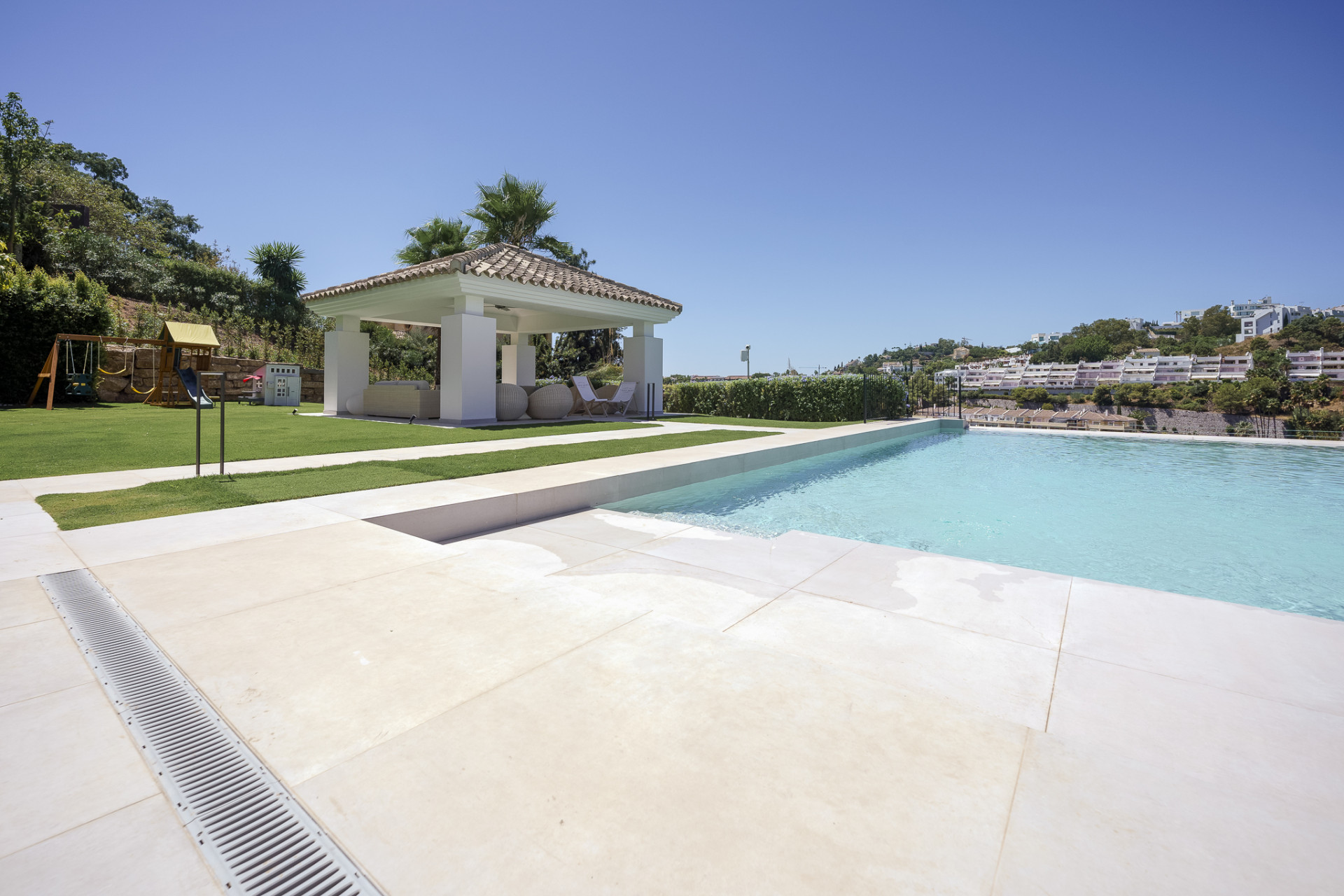 Villa te koop in Marbella - Nueva Andalucía 43