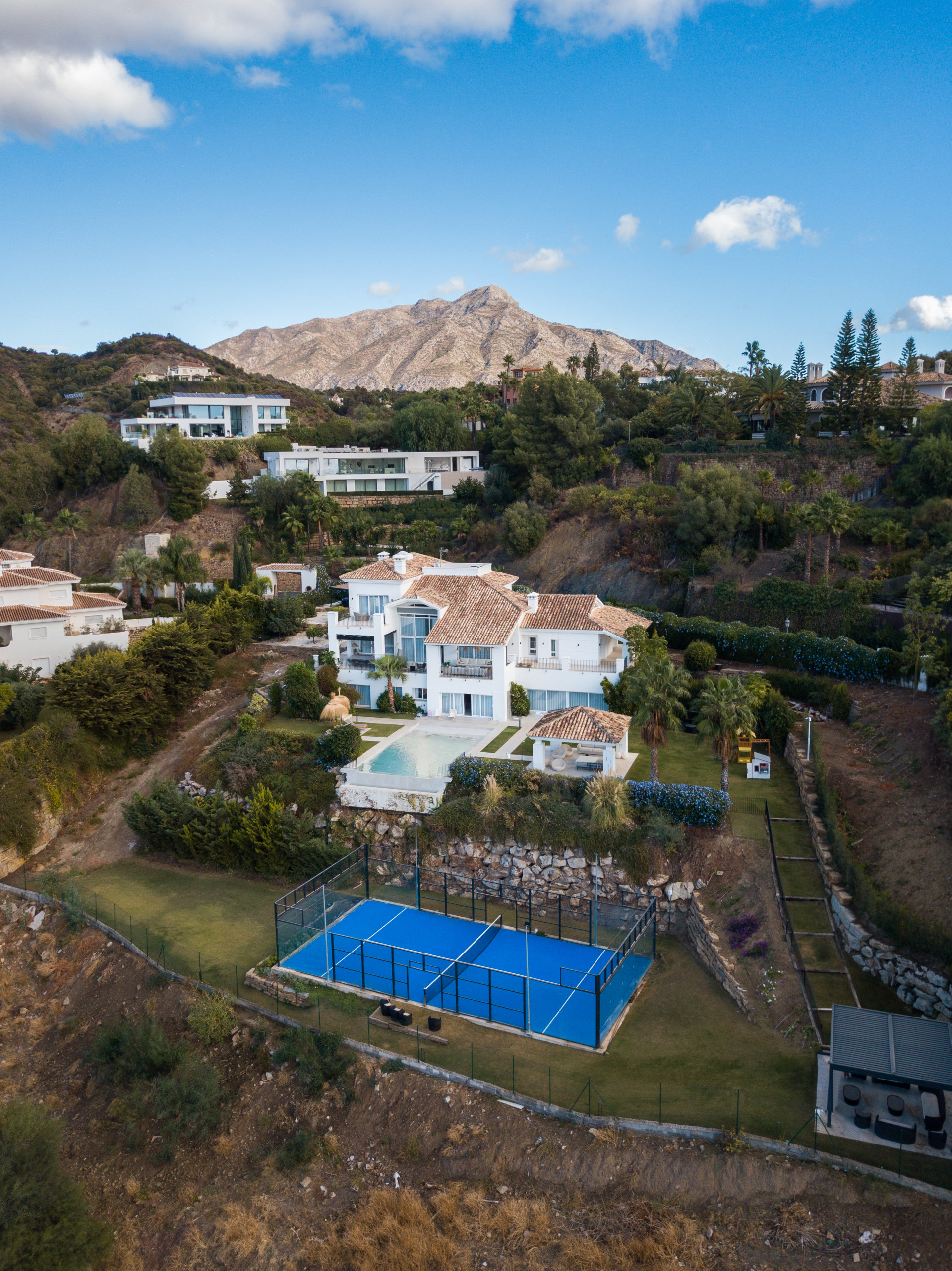 Villa for sale in Marbella - Nueva Andalucía 47