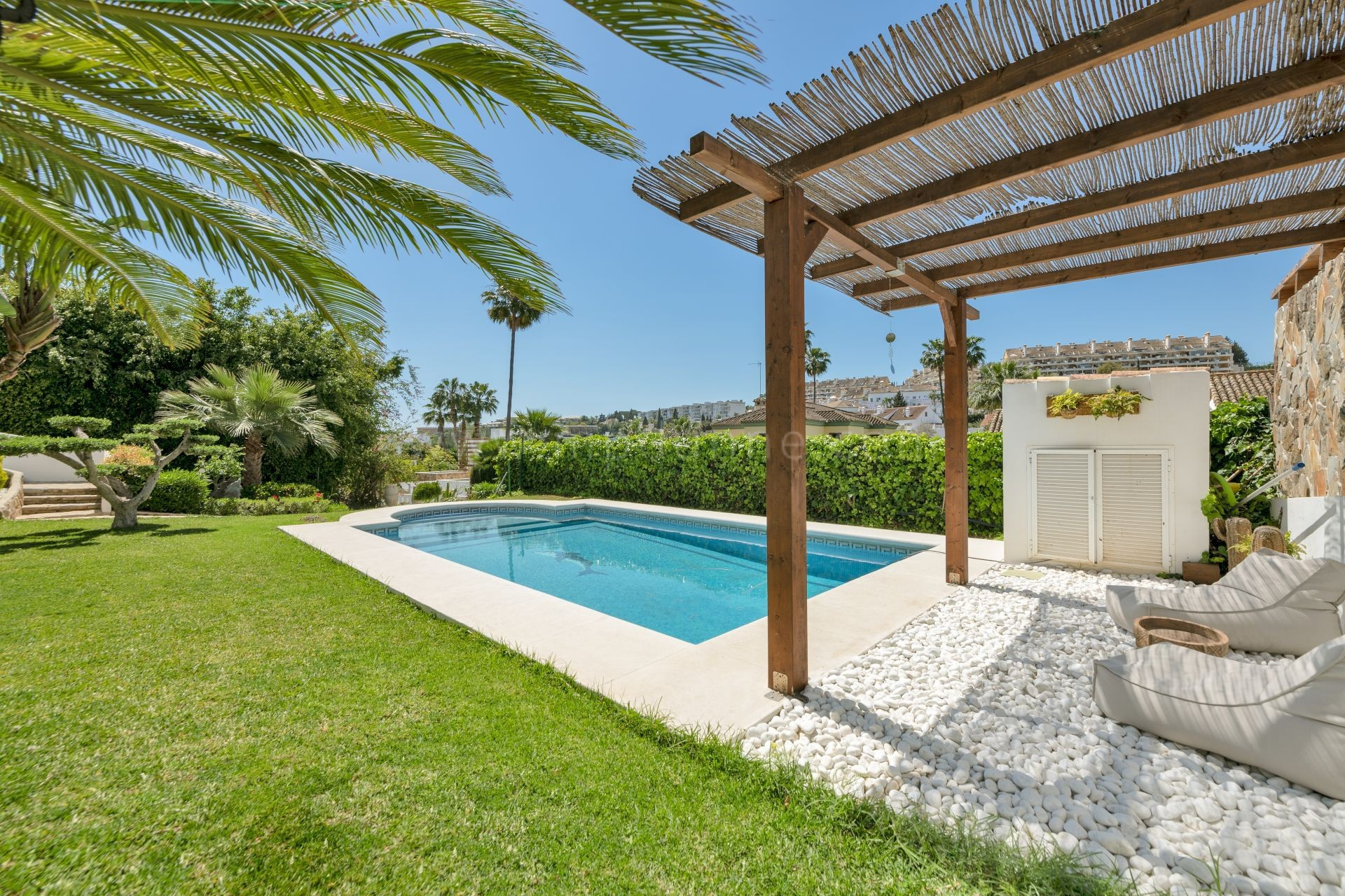 Villa for sale in Marbella - Nueva Andalucía 22