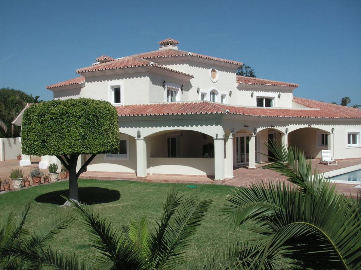 Villa for sale in Marbella - San Pedro and Guadalmina 1