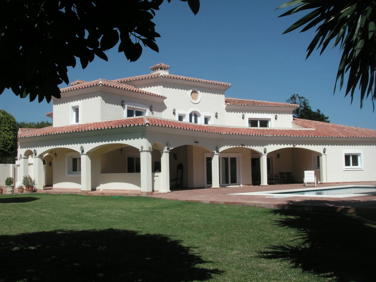 Villa te koop in Marbella - San Pedro and Guadalmina 2