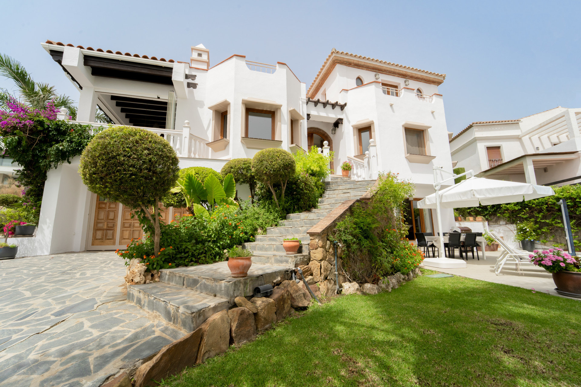 Villa te koop in Estepona 8