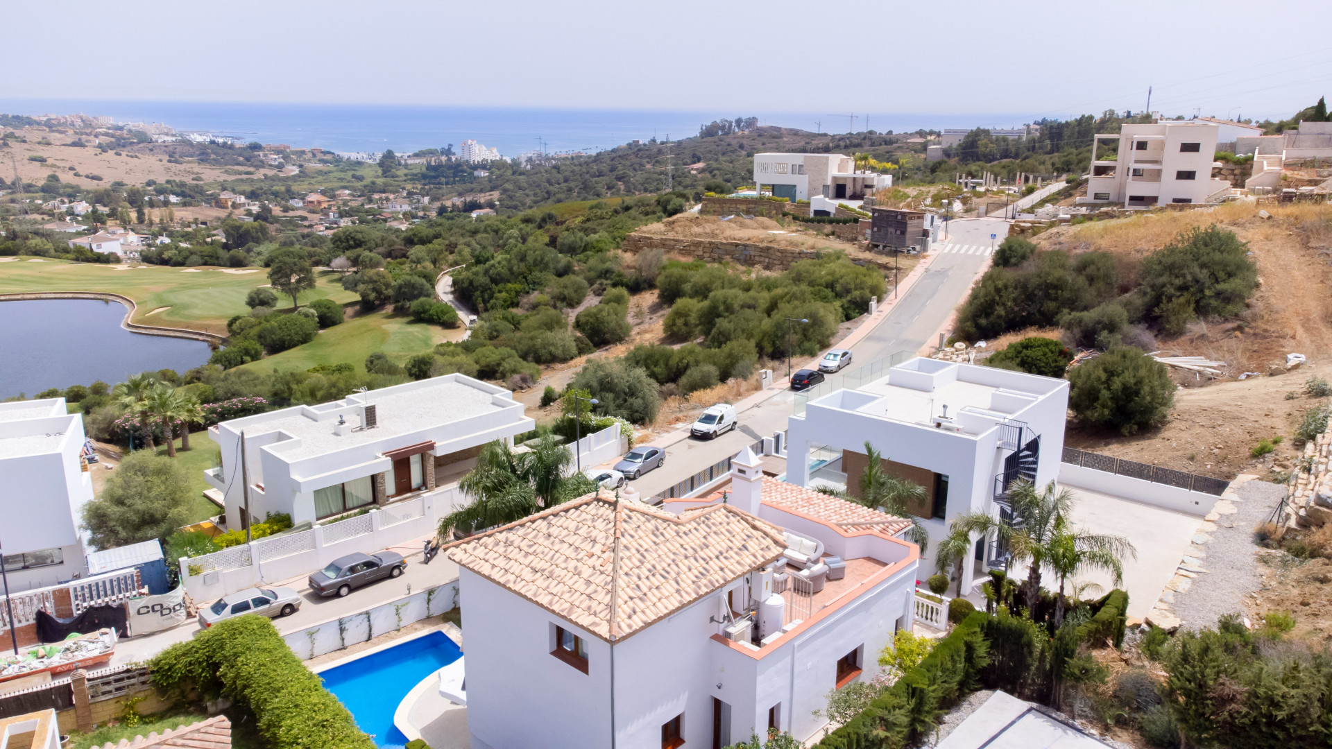 Villa te koop in Estepona 27