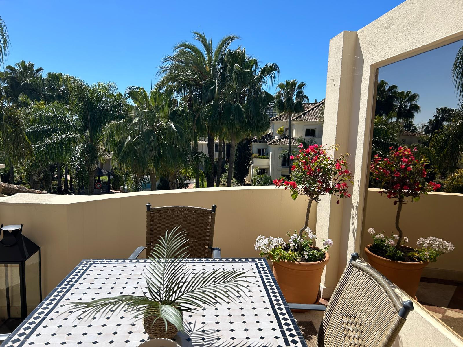 Apartamento en venta en Marbella - Nueva Andalucía 36