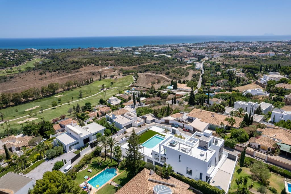 Villa for sale in Benahavís 54