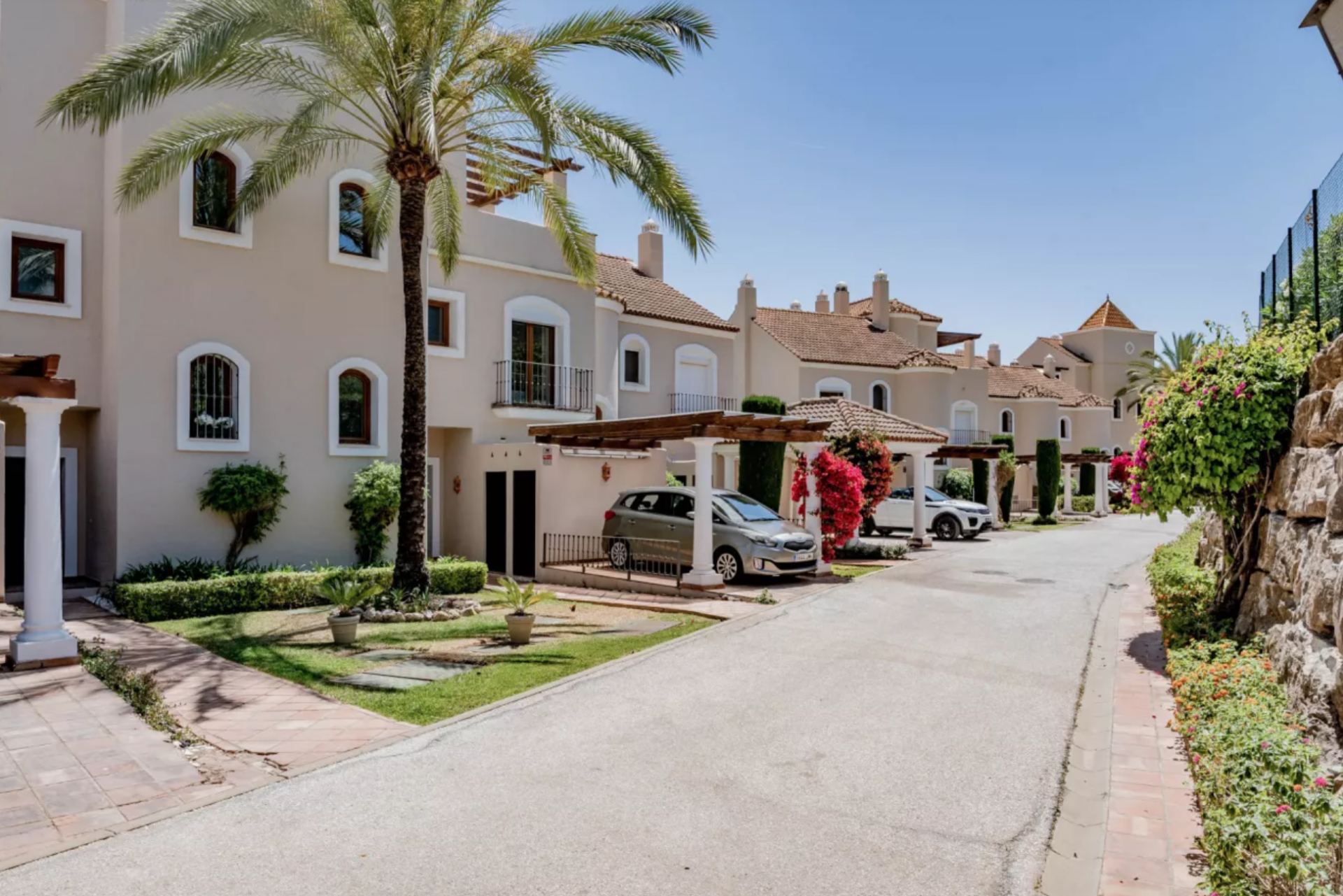 Property Image 616564-estepona-townhouses-4-3