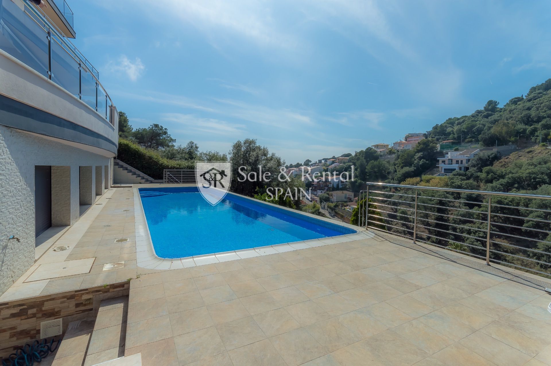 Villa for sale in Maresme 25