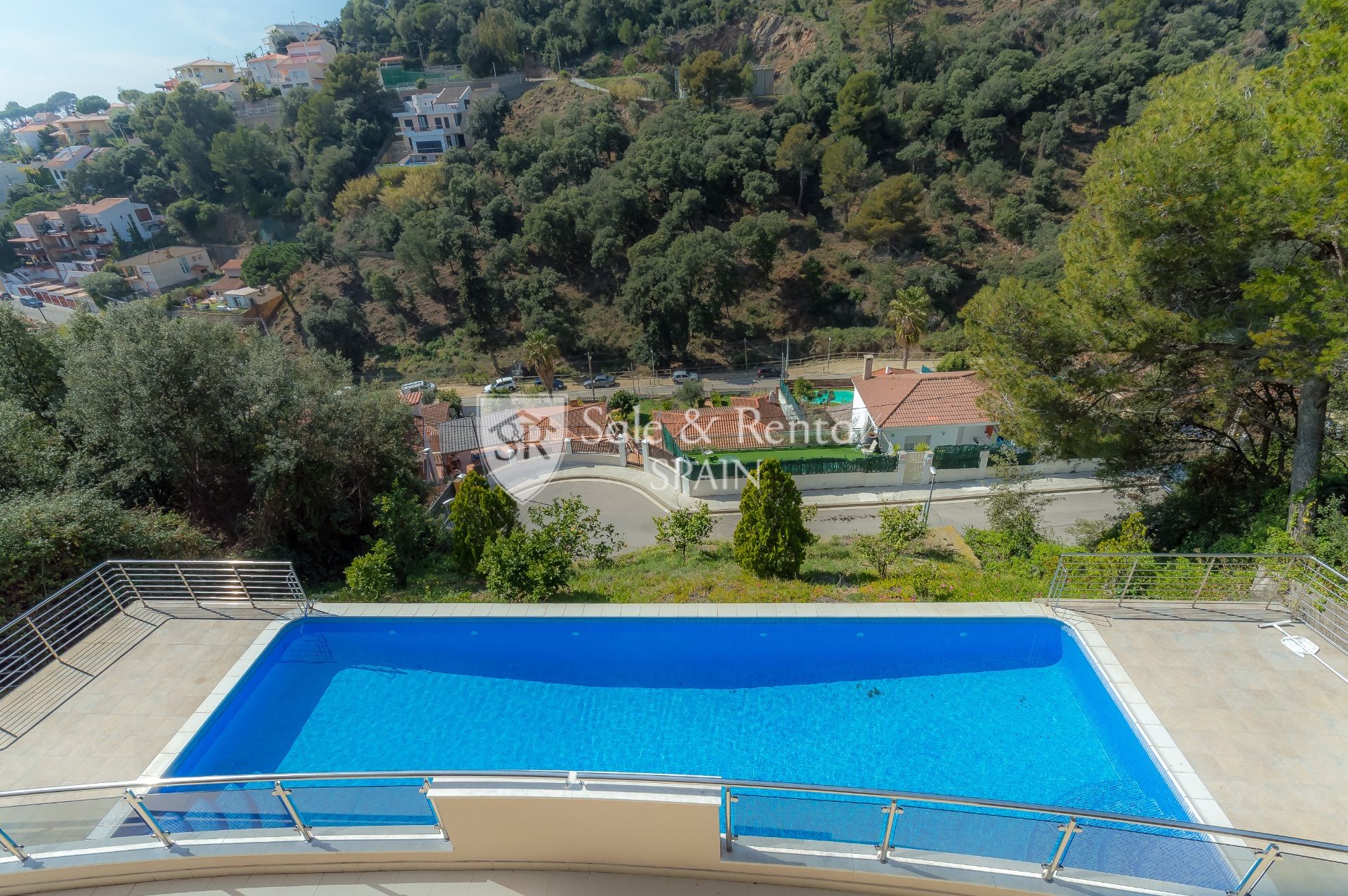 Villa for sale in Maresme 27