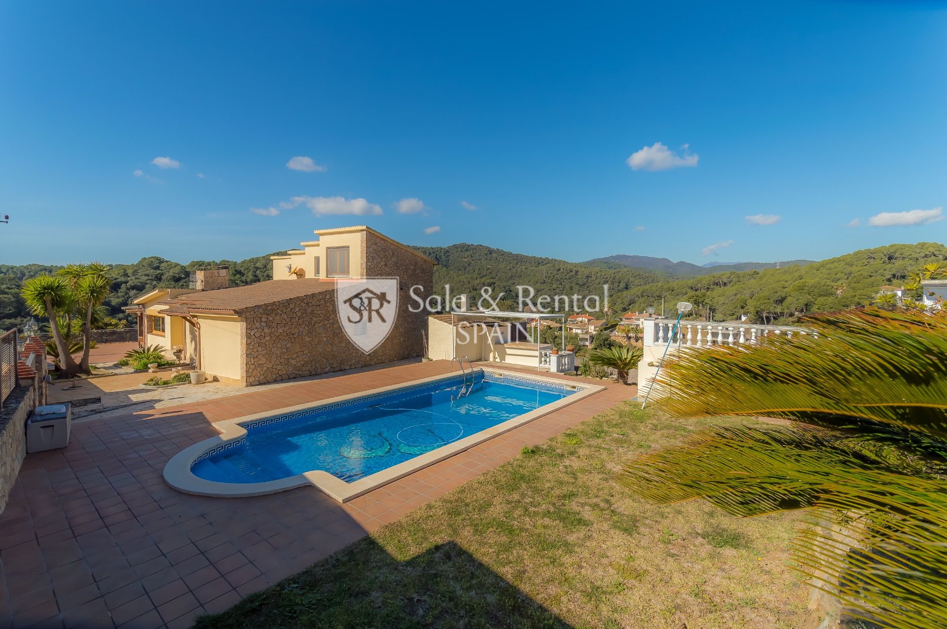 Villa à vendre à Maresme 3