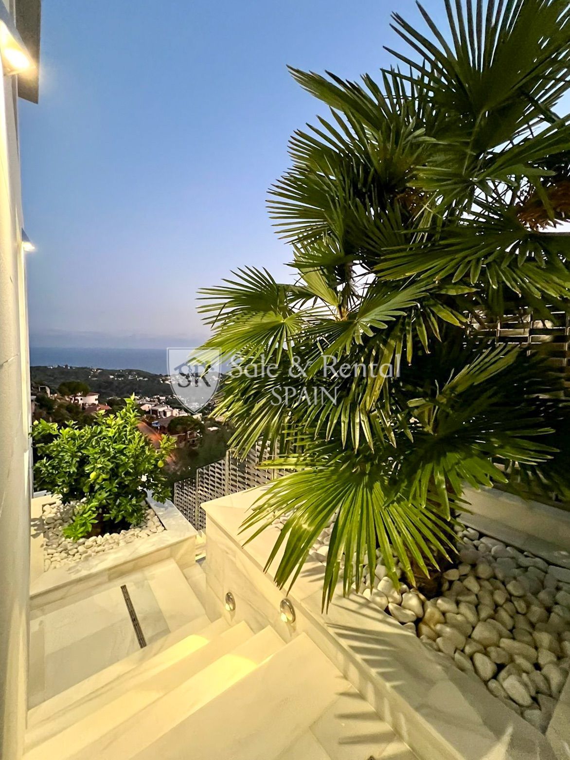 Villa for sale in Lloret de Mar 23