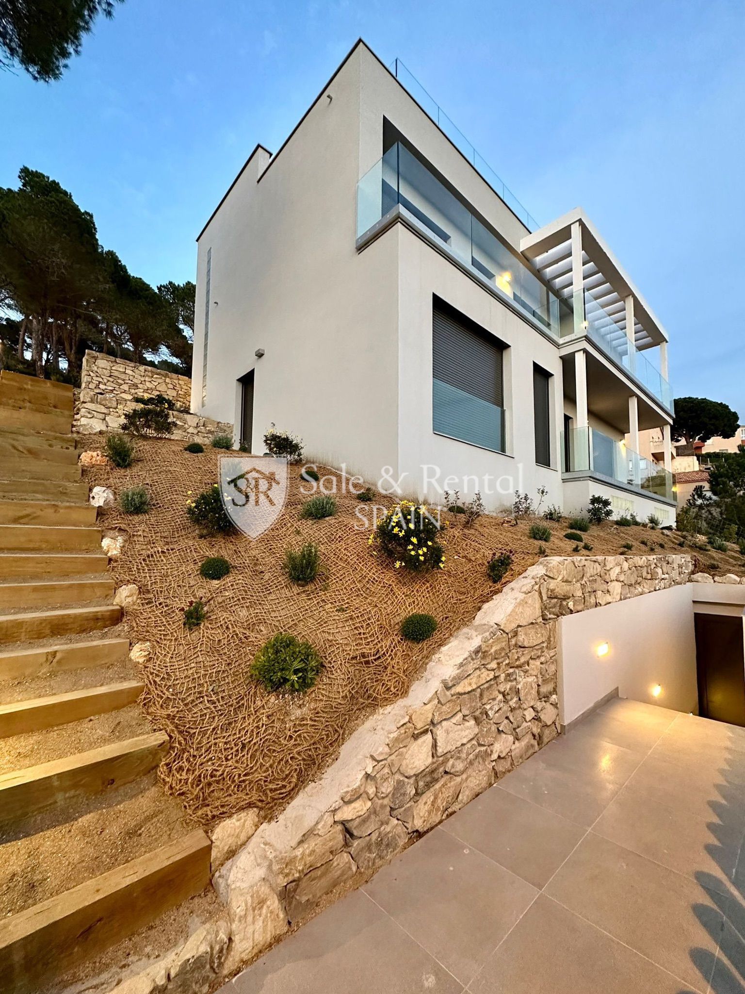 Villa till salu i Lloret de Mar 21