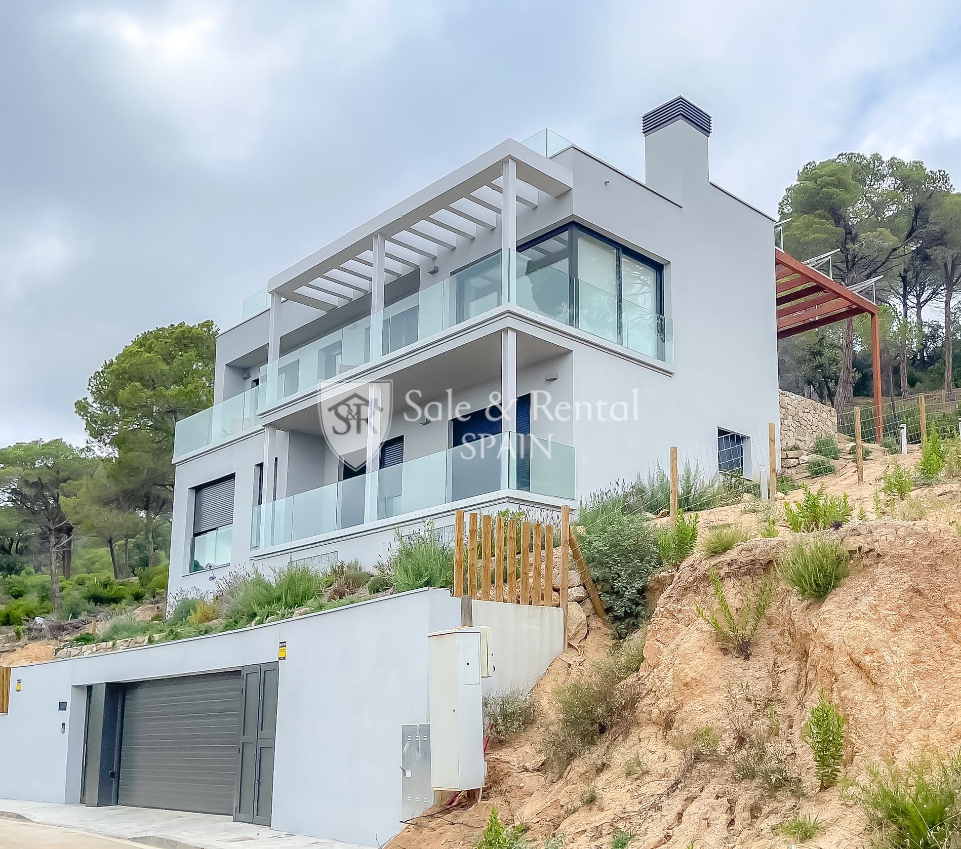 Villa till salu i Lloret de Mar 24